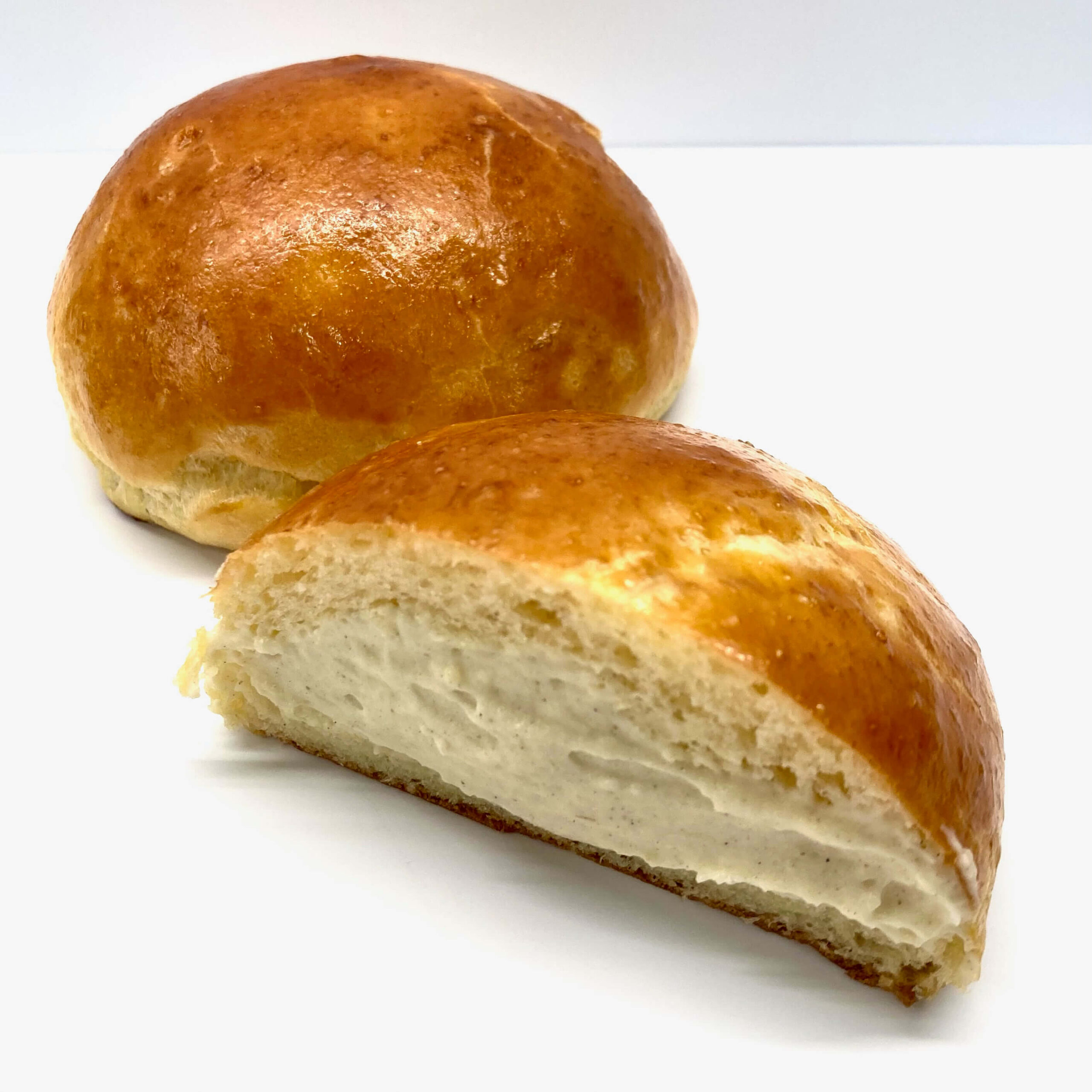 cardamom cream bun