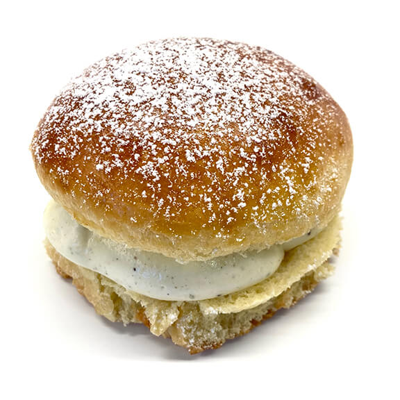 Swedish Semlor Cardamom